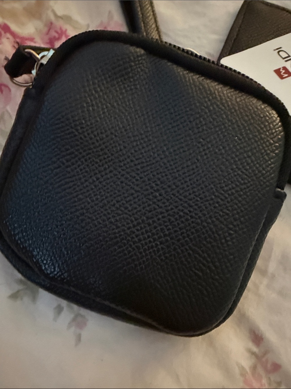 mundi Black Wristlet Phone Case with Coin Pouch and Card Slots - Picture 3 of 4